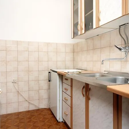 6732b Sućuraj