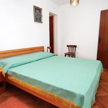6732b Daire Sućuraj